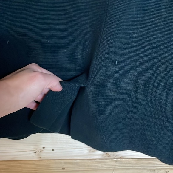 J. Crew size Medium 100% Cotton Black Super Soft & Stretchy Two Button Blazer - Picture 9 of 10